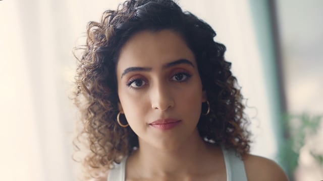 FRATINI I SANYA MALHOTRA